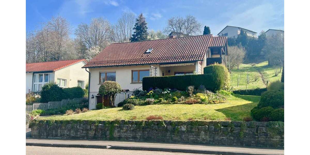 Einfamilienhaus Bretzfeld - 6 Zimmer, 119 m&sup2;, 311.000&euro; | Angebot:25968535