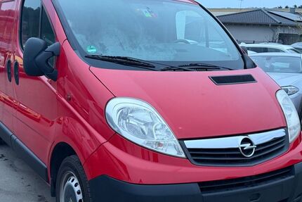 Opel Vivaro 198.000 km 3.999 &euro; Gundelsheim 74831