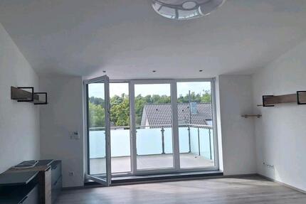 Wohnung Oedheim - 4 Zimmer, 105 m&sup2;, 1.450&euro; | Angebot:26581385