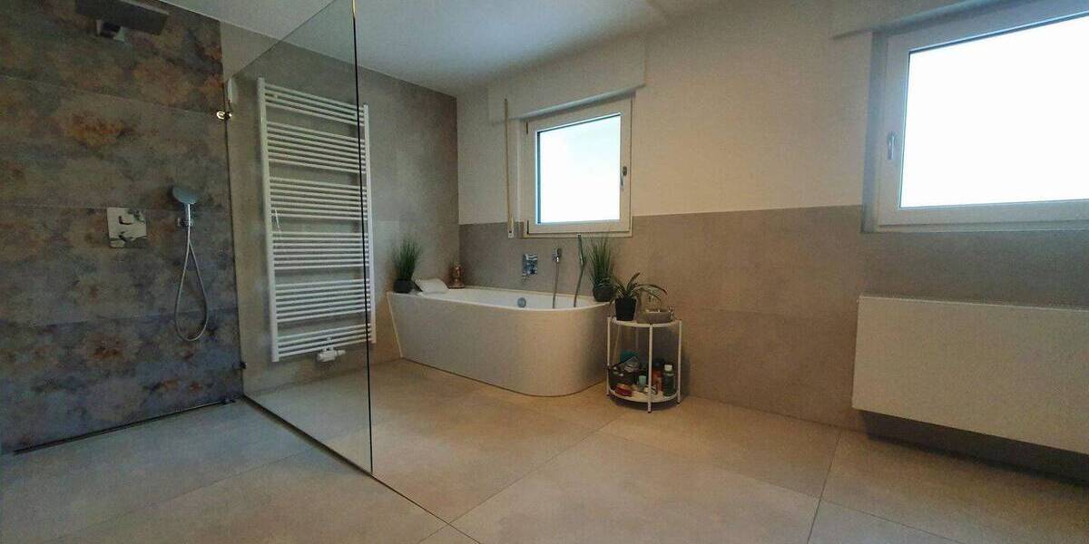 Einfamilienhaus Neudenau Herbolzheim - 7 Zimmer, 292 m&sup2;, 775.000&euro; | Angebot:26218145