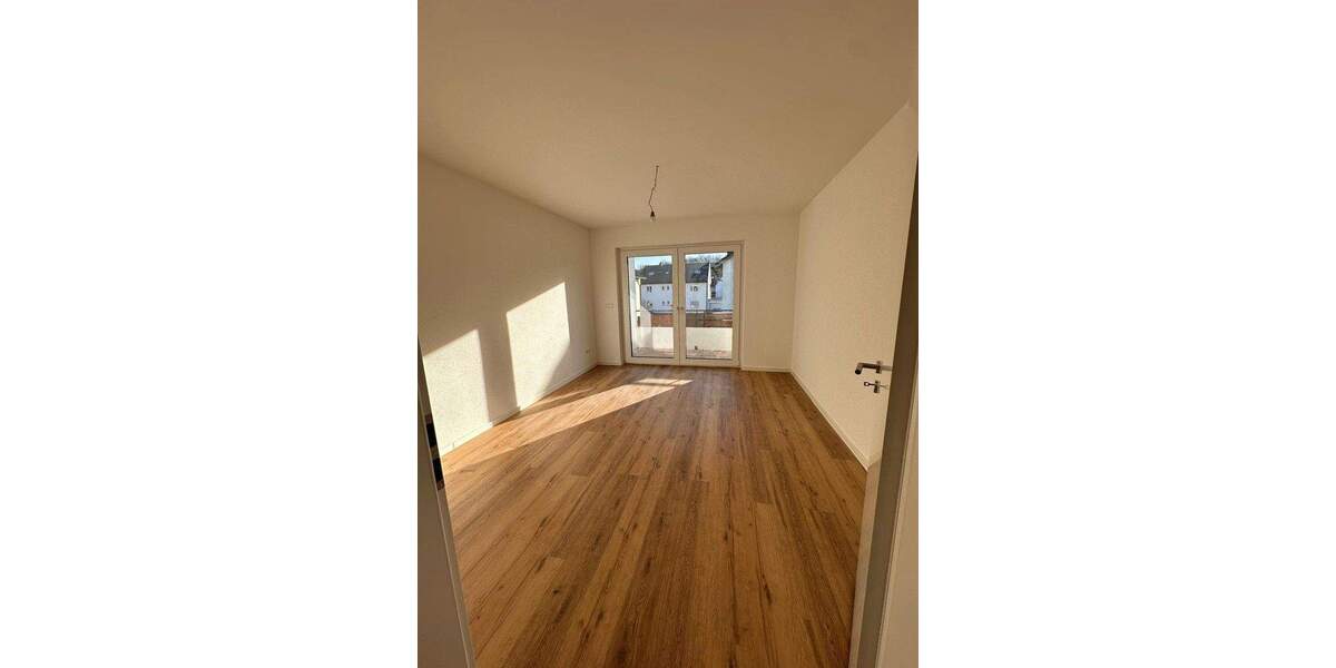Etagenwohnung Markgröningen Unterriexingen - 4 Zimmer, 102 m&sup2;, 1.500&euro; | Angebot:24762440