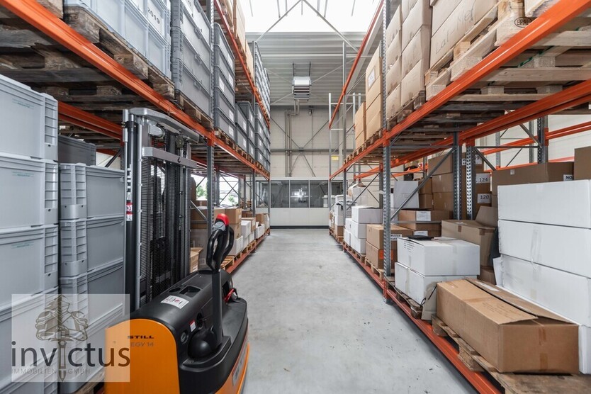 Repräsentative GewerbeImmobilie mit Büro, Ausstellung & Halle – flexibel nutzbar in Langenbrettach