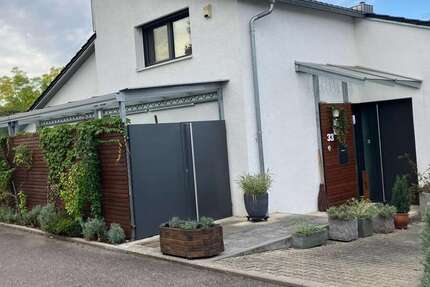 Haus zum Kaufen in Neckarsulm 749.000 € 131 m² 5.5 zimmer