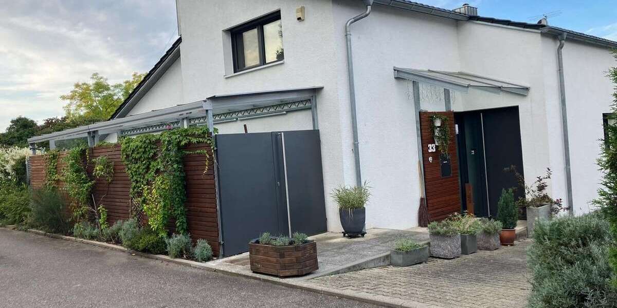Haus zum Kaufen in Neckarsulm 749.000 € 131 m² 5.5 zimmer