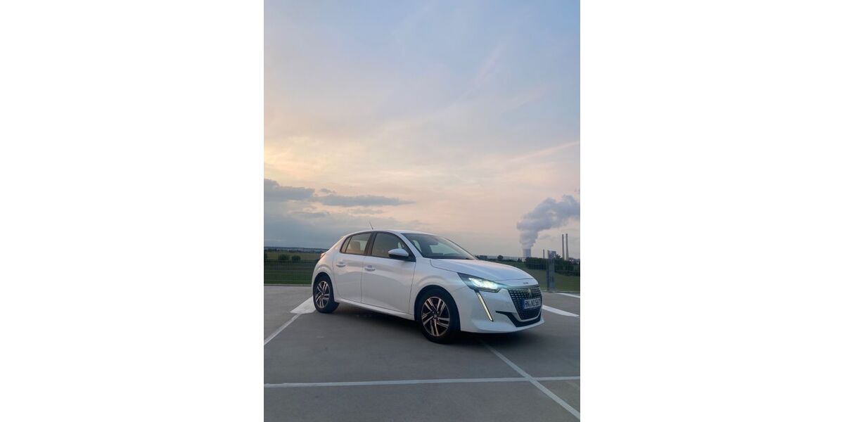 Peugeot 208 82.000 km 11.990 &euro; Brackenheim 74336