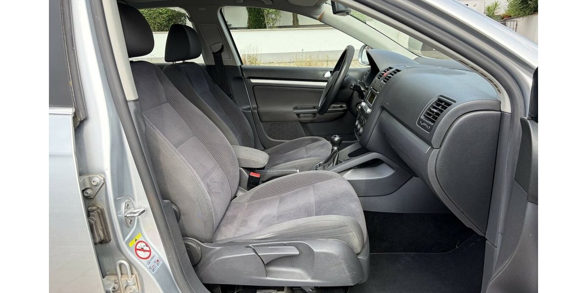 VW Jetta V Comfortline 153.500 km 1.990 &euro; Neckarsulm 74172