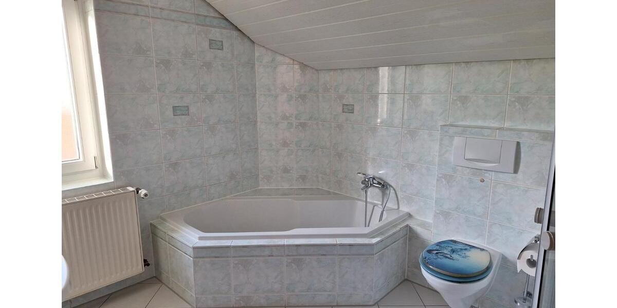 Dachgeschoßwohnung Sinsheim - 2 Zimmer, 75 m&sup2;, 750&euro; | Angebot:25367745