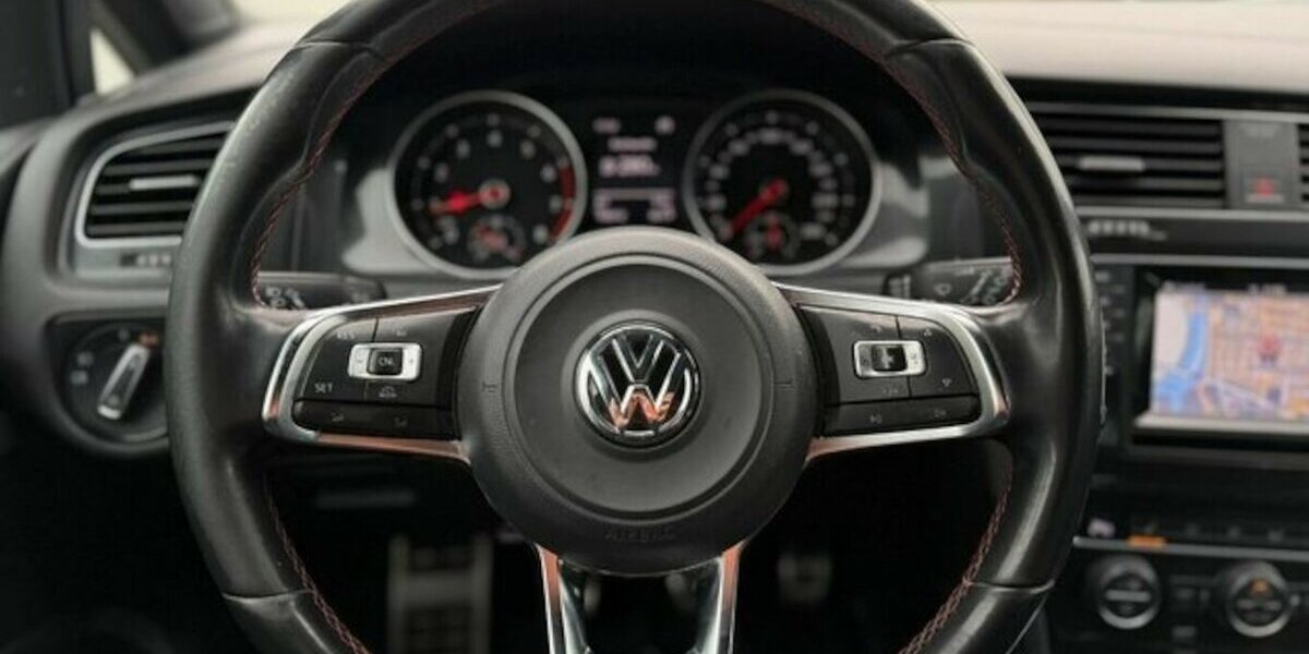 VW Golf VII Lim. GTI BMT Kamera ABT 300 PS 198.000 km 12.490 &euro; Neckarsulm 74172