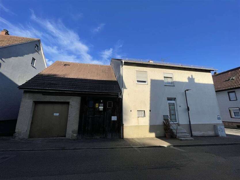 Haus zum Kaufen in Heilbronn 335.000 € 118.18 m² 5 zimmer