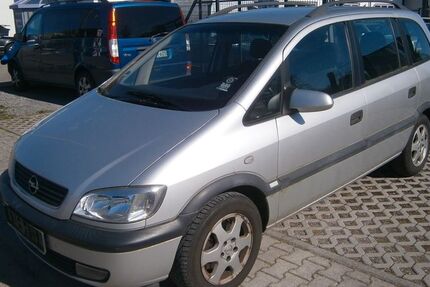 Opel Zafira 244.000 km 990 &euro; Eppingen 75031