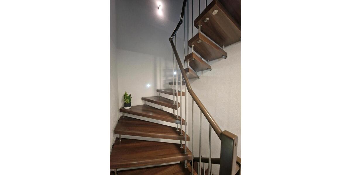 Doppelhaushälfte Sinsheim - 9 Zimmer, 245 m&sup2;, 799.000&euro; | Angebot:25478547