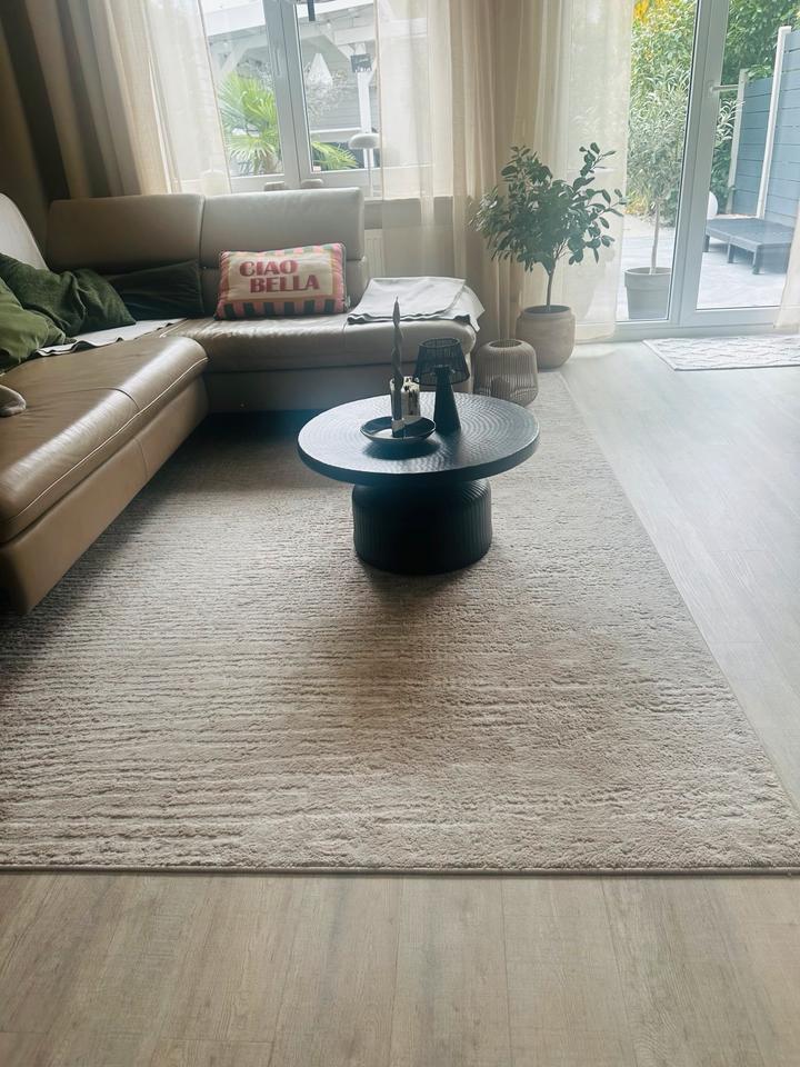 Modernes gut ausgestattetes 140 qm großes Rheihenmiittelhaus zimmer