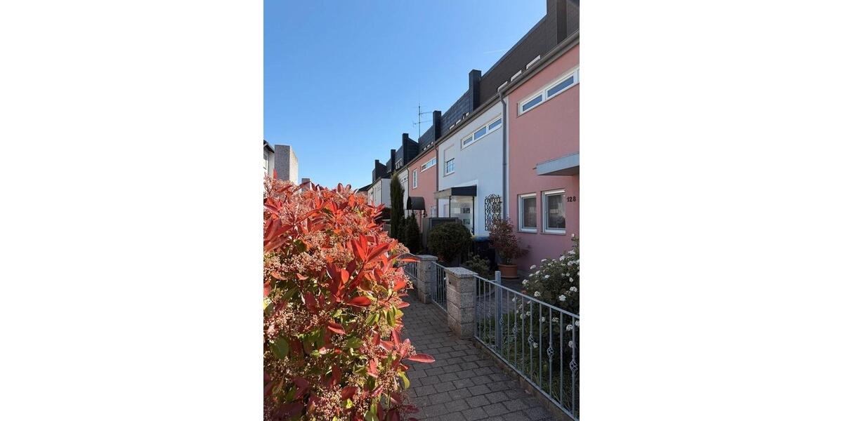 Reihenhaus Heilbronn Böckingen - 4 Zimmer, 111 m&sup2;, 420.000&euro; | Angebot:26368308