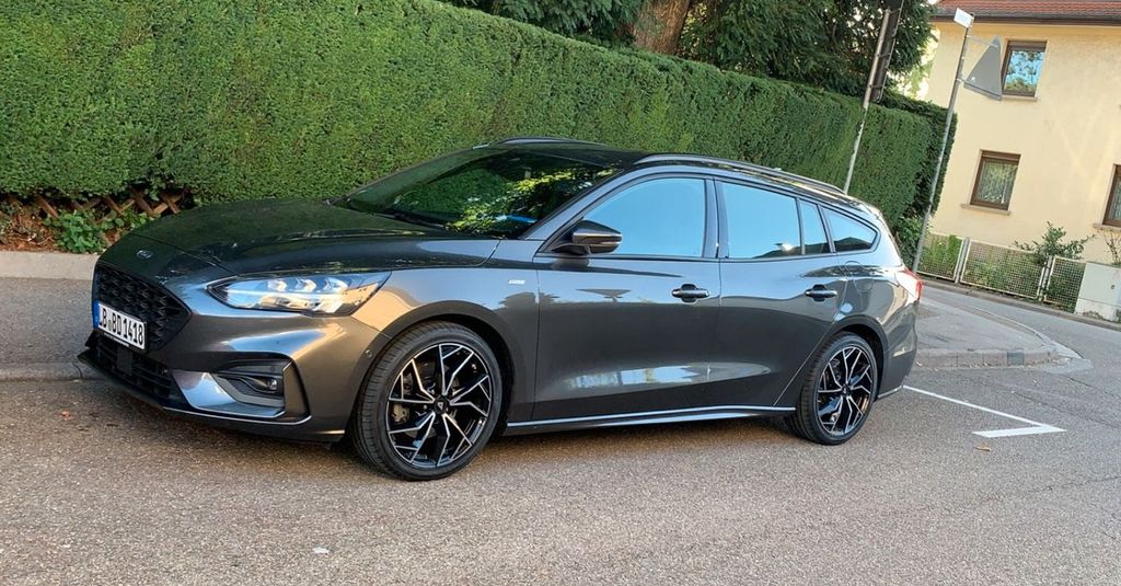 Ford Focus 83.000 km 14.500 &euro; Bietigheim-Bissingen 74321