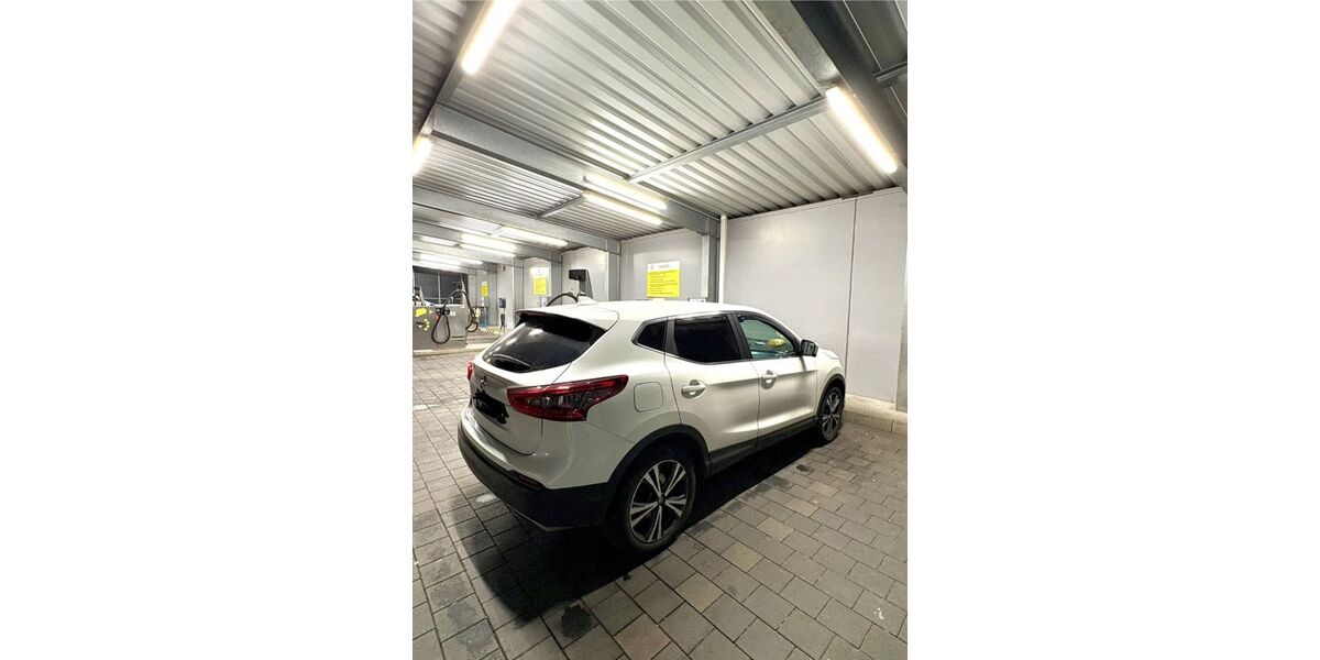 Nissan Qashqai 149.000 km 12.900 &euro; Ludwigsburg 71640