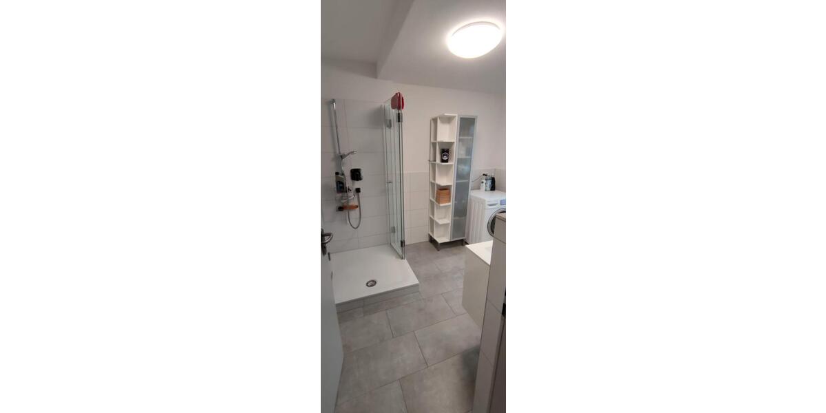Dachgeschoßwohnung Sachsenheim - 3 Zimmer, 83 m&sup2;, 900&euro; | Angebot:26665997