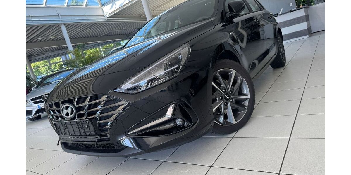 Hyundai i30 31.000 km 17.490 &euro; Öhringen 74613