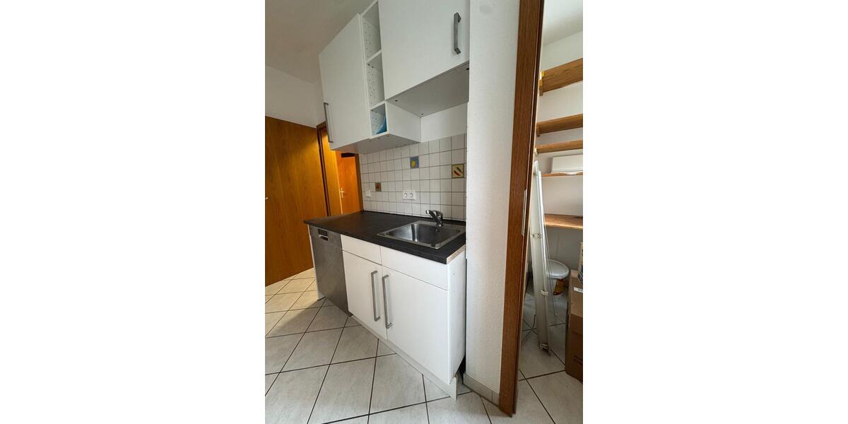 Erdgeschoßwohnung Ludwigsburg Pflugfelden - 1 Zimmer, 13 m&sup2;, 530&euro; | Angebot:25080108