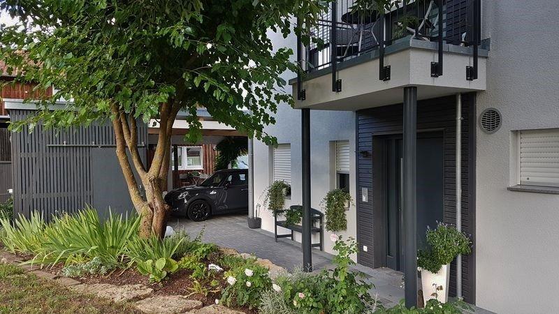 Doppelhaushälfte Bad Friedrichshall - 4.5 Zimmer, 140 m&sup2;, 1.585&euro; | Angebot:26616551