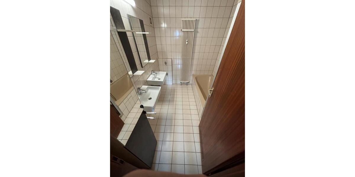 Dachgeschoßwohnung Löchgau - 3 Zimmer, 73 m&sup2;, 230.000&euro; | Angebot:26726505