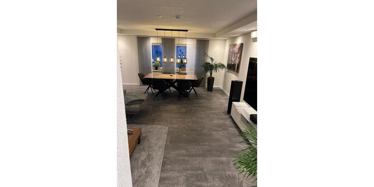 Etagenwohnung Heilbronn Frankenbach - 4 Zimmer, 134 m&sup2;, 1.800&euro; | Angebot:24838089