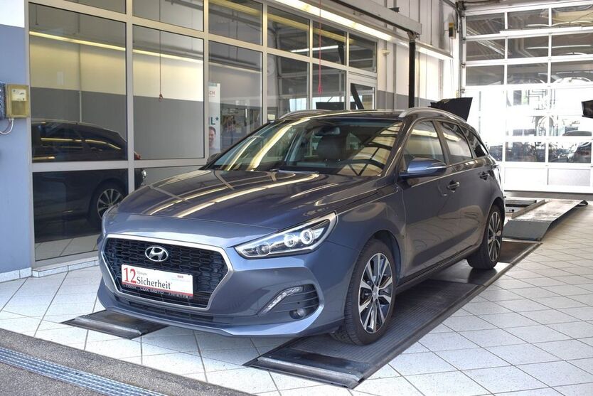 Hyundai i30 92.214 km 17.970 € Bad Friedrichshall 74177