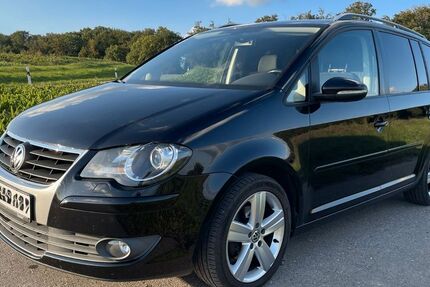 VW Touran 196.000 km 5.900 € Hardthausen 74239