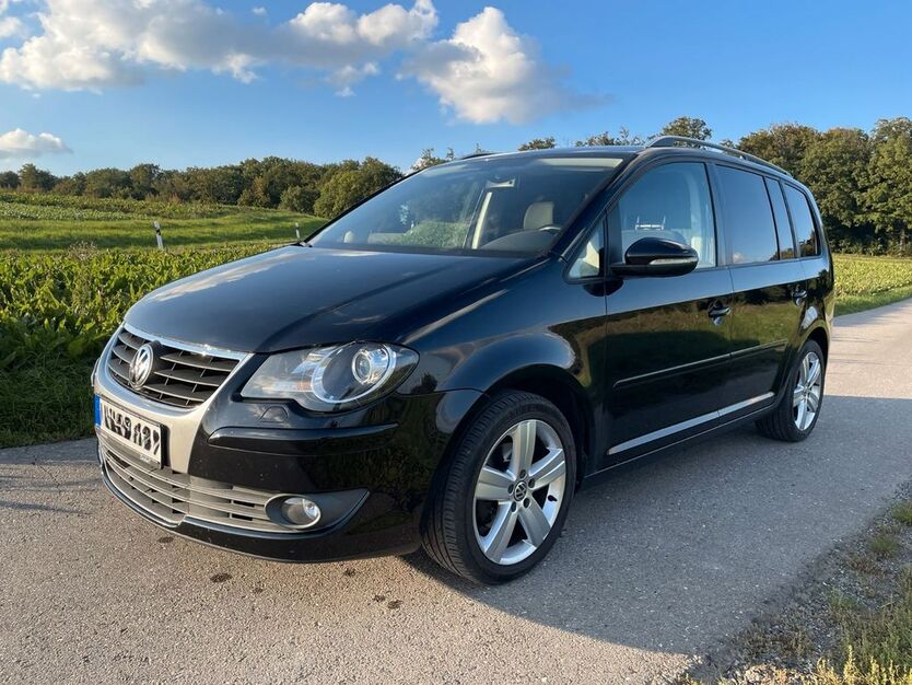 VW Touran 196.000 km 5.900 € Hardthausen 74239