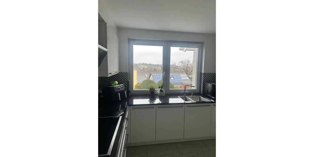 Einfamilienhaus Besigheim - 5.5 Zimmer, 179 m&sup2;, 2.250&euro; | Angebot:25050250