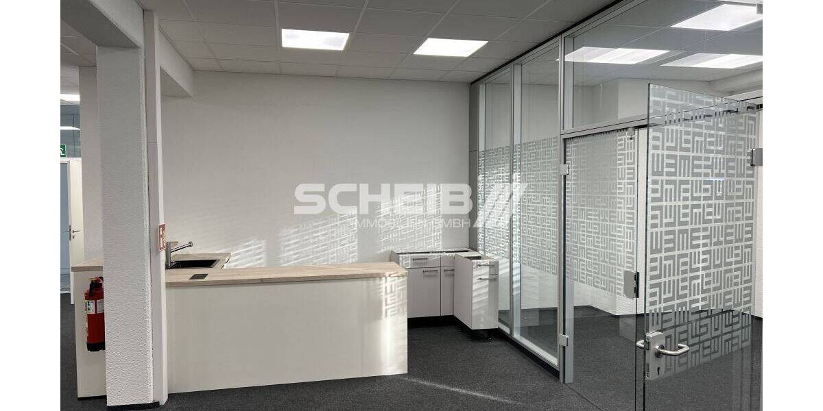 Repräsentatives 3-geschossiges Bürogebäude frei zimmer