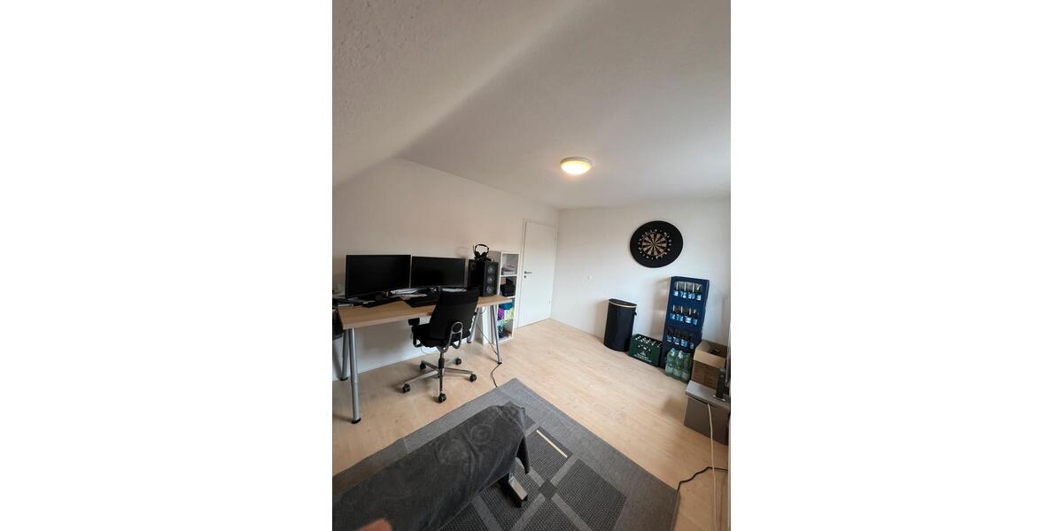 Etagenwohnung Ludwigsburg Oßweil - 3 Zimmer, 70 m&sup2;, 820&euro; | Angebot:25592536