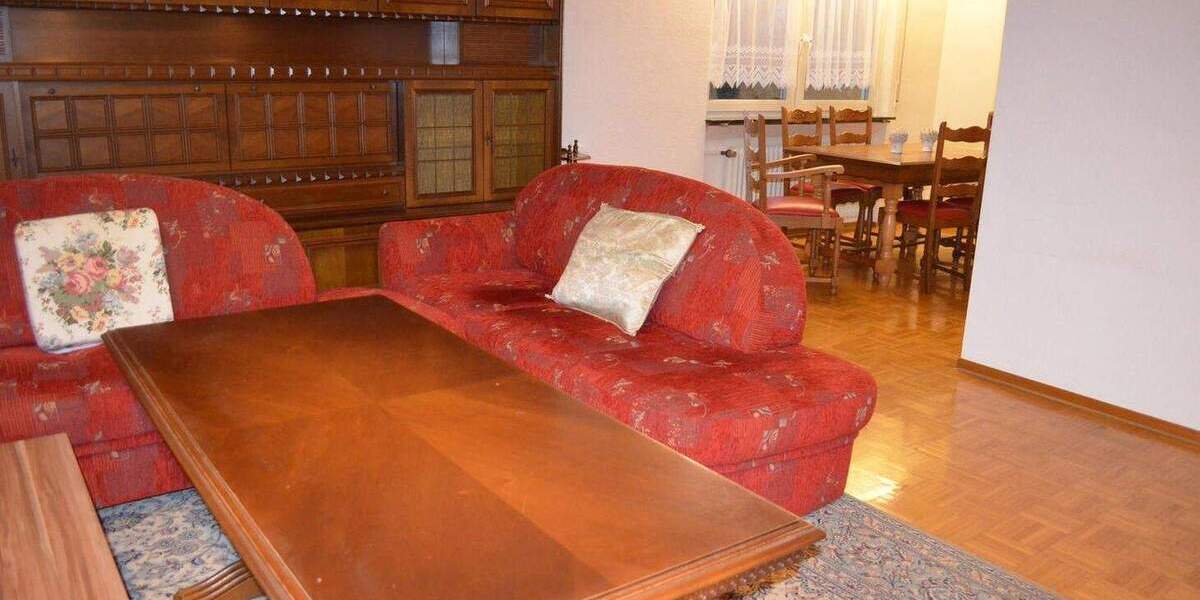 Freistehend und mit großem Garten 6 zimmer