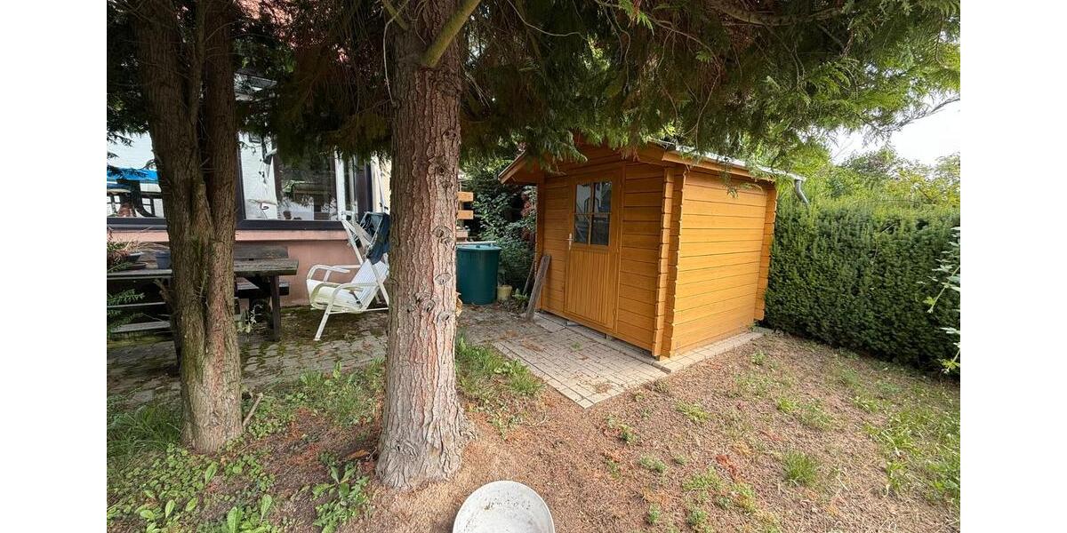 Freistehendes Einfamilienhaus Eckgrundstück 5 zimmer