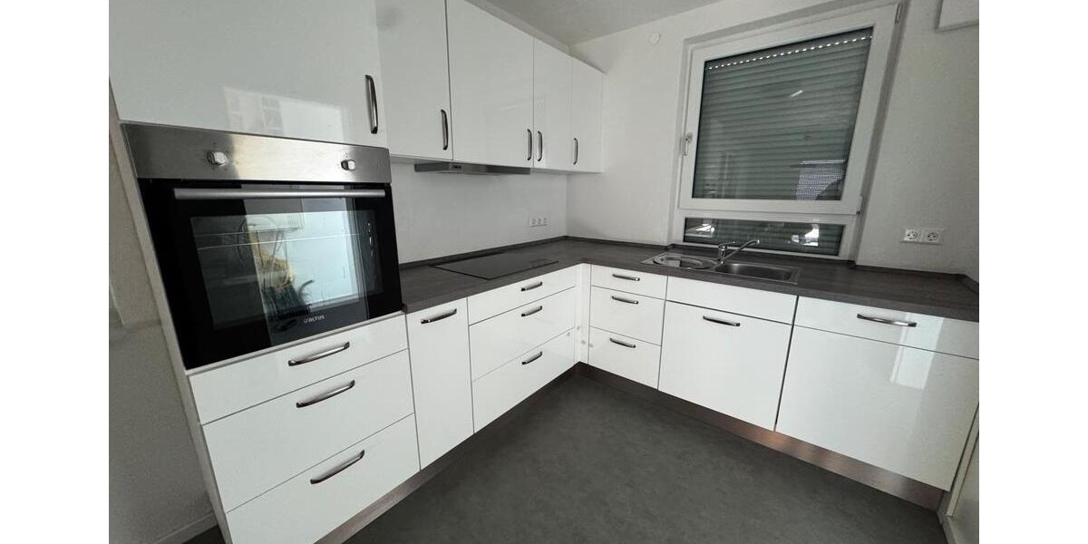 Erdgeschoßwohnung Sulzfeld - 4 Zimmer, 110 m&sup2;, 1.350&euro; | Angebot:24514652