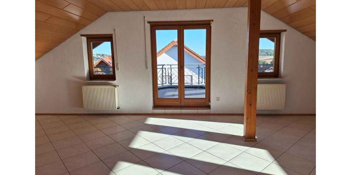 Dachgeschoßwohnung Sinsheim - 2 Zimmer, 75 m&sup2;, 750&euro; | Angebot:25367745