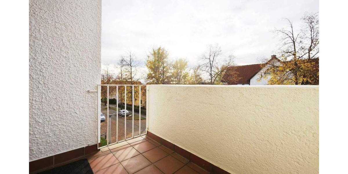 Vielfältig nutzbares 4-Familienhaus in gefragter Lage von Ludwigsburg-Pflugfelden 1 zimmer