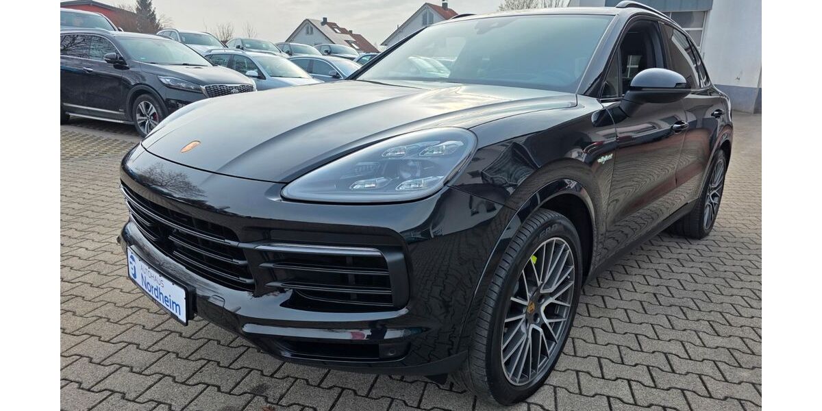 Porsche Cayenne 85.000 km 63.990 &euro; Nordheim bei Heilbronn 74226