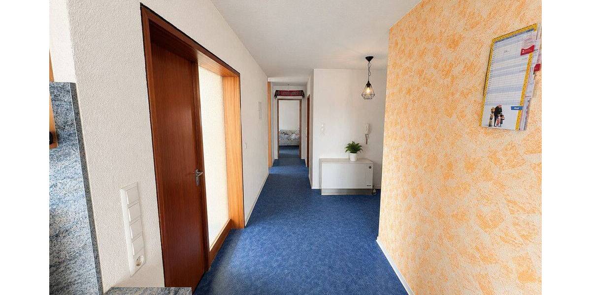 Etagenwohnung Erdmannhausen - 4 Zimmer, 135 m&sup2;, 1.450&euro; | Angebot:26868771