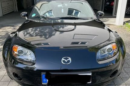 Mazda MX-5 151.000 km 8.550 &euro; Bietigheim-Bissingen 74321