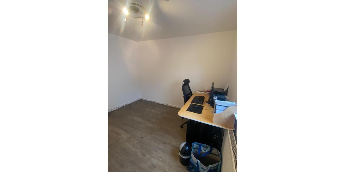 Erdgeschoßwohnung Bad Friedrichshall - 3 Zimmer, 82 m&sup2;, 1.100&euro; | Angebot:26344909