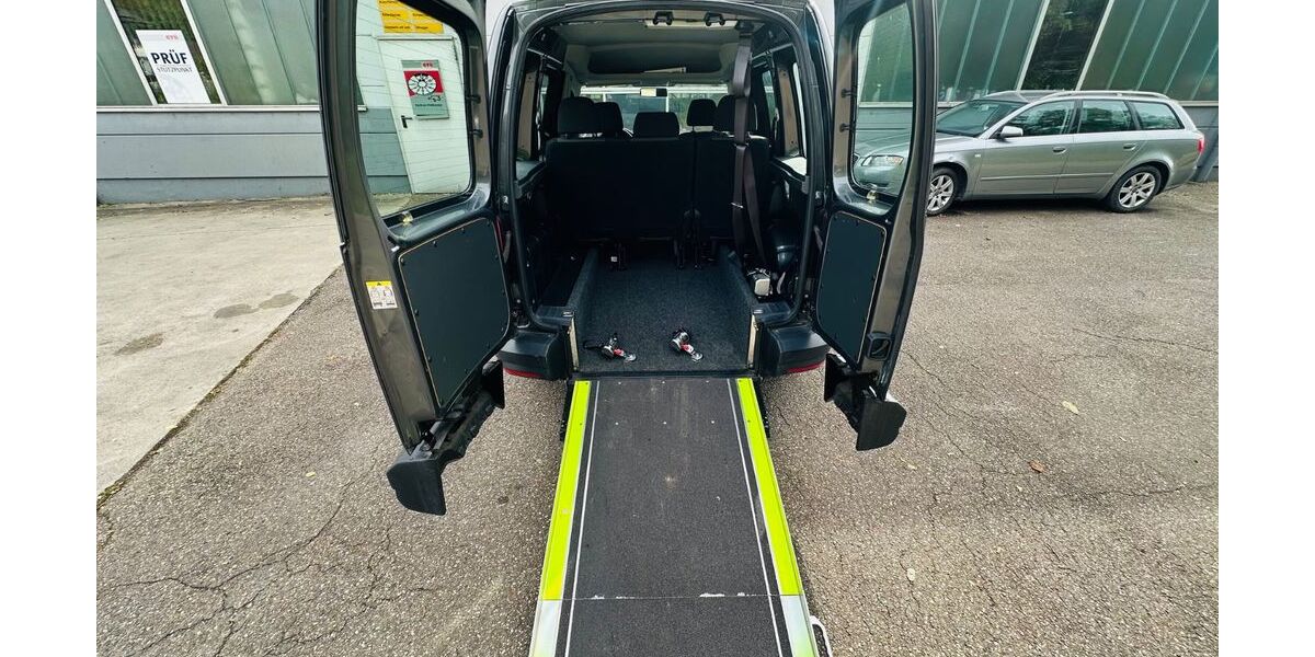 VW Caddy 52.000 km 26.200 € Sinsheim 74889