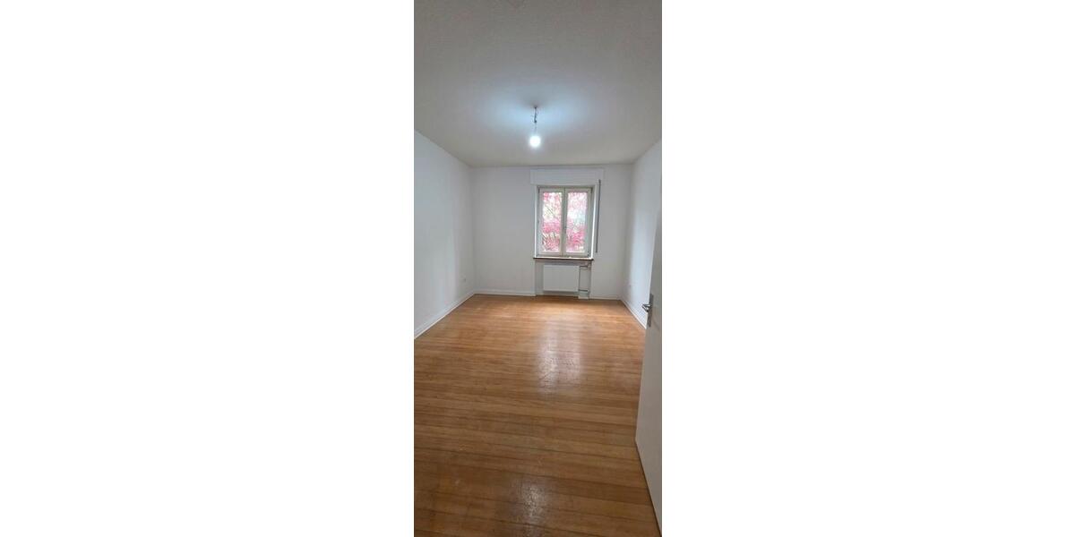 Erdgeschoßwohnung Heilbronn Kernstadt - 5 Zimmer, 129 m&sup2;, 1.549&euro; | Angebot:26067550