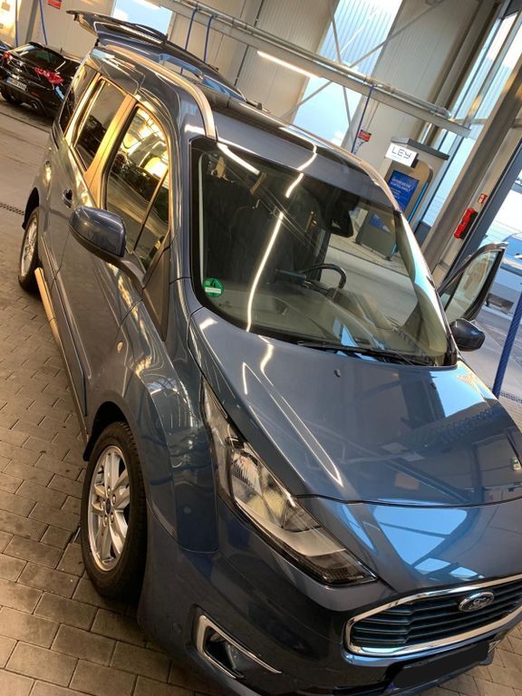 Ford Tourneo Connect 35.700 km 22.900 € Nordheim 74226