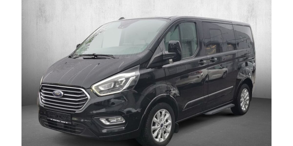 Ford Tourneo Custom 150.267 km 25.990 € Ludwigsburg 71636
