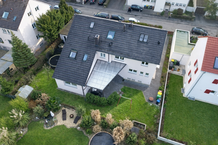 Haus Ludwigsburg Oßweil - 8 Zimmer, 255 m&sup2;, 1.390.000&euro; | Angebot:24775616