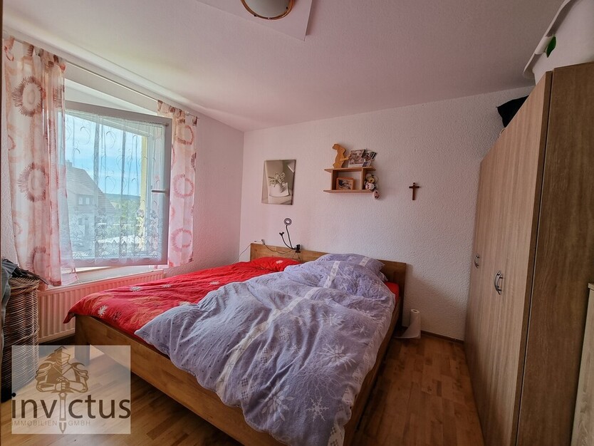 Charmantes Zweifamilienhaus in Obersulm! Vielseitig nutzbar für Familien, Investoren und Mehrgenerationenwohnen 7 zimmer