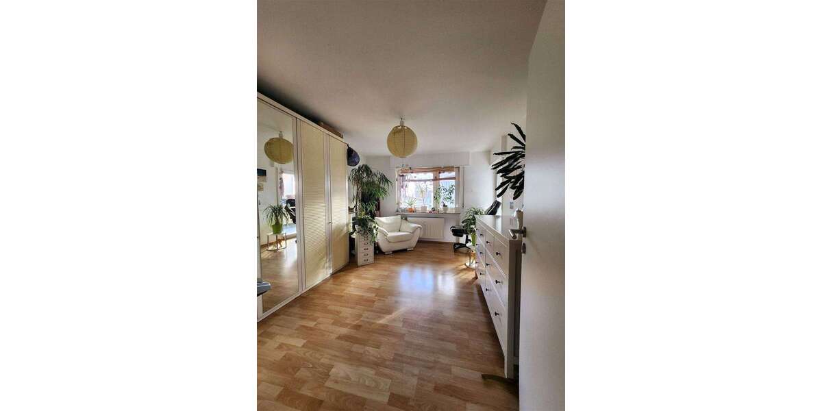 Etagenwohnung Sinsheim - 4 Zimmer, 90 m&sup2;, 285.000&euro; | Angebot:19535219