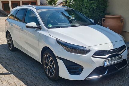 Kia ceed Sportswagon 48.000 km 23.400 &euro; Bretzfeld 74626