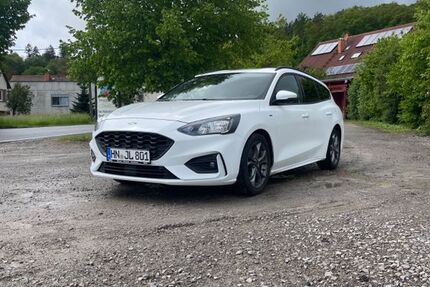 Ford Focus 124.000 km 9.700 &euro; Bad Friedrishall 74177