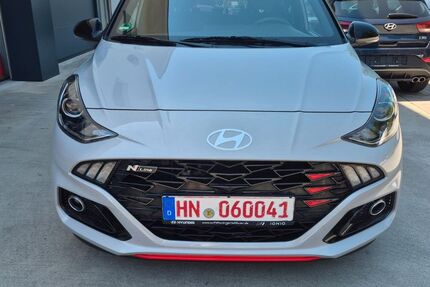 Hyundai i10 5.276 km 16.999 &euro; Neuenstadt am Kocher 74196